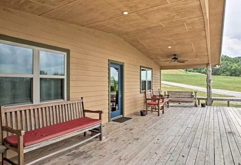 Guntersville Cabin W/ Lake Views!