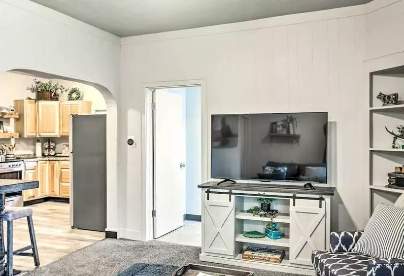 High End & Homey Family Abode: Walk Downtown!