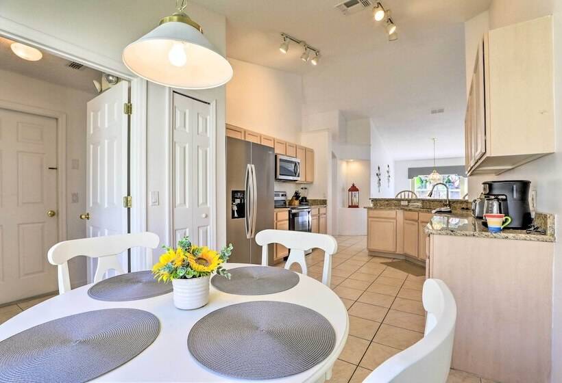 8 Mi To Disney World: Home W/ Lanai + Game Room!