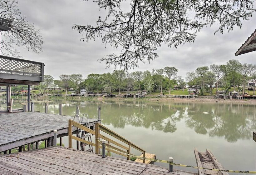 Seguin Home On Lake Placid W/ Boat Dock!