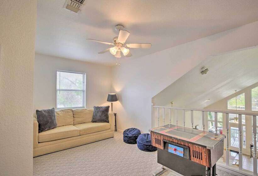 Seguin Home On Lake Placid W/ Boat Dock!