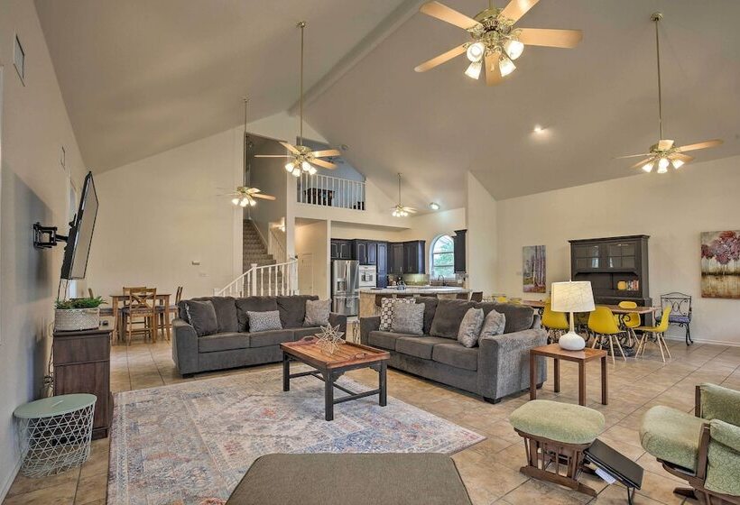 Seguin Home On Lake Placid W/ Boat Dock!