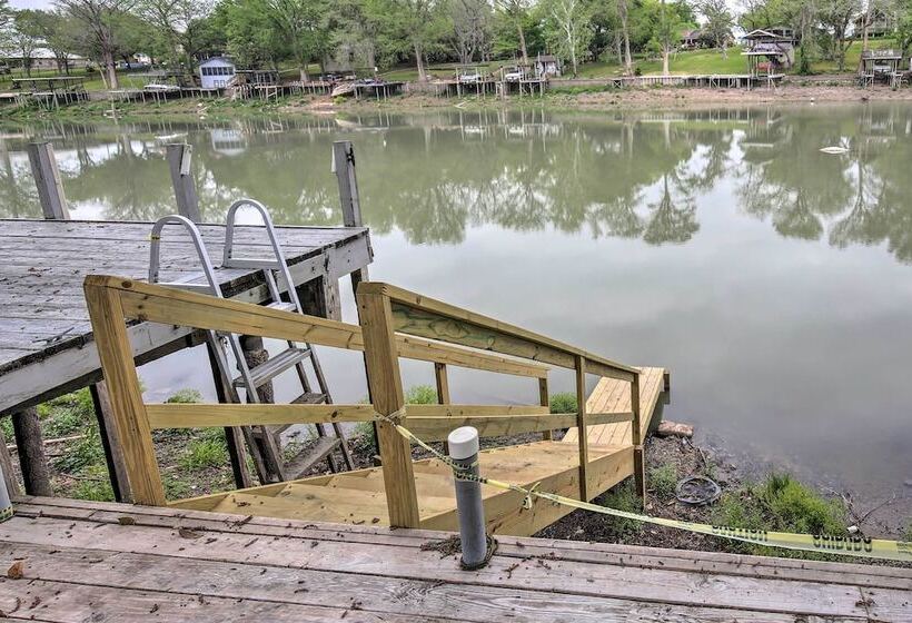 Seguin Home On Lake Placid W/ Boat Dock!