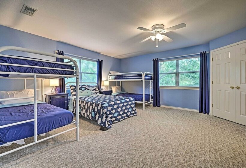 Seguin Home On Lake Placid W/ Boat Dock!