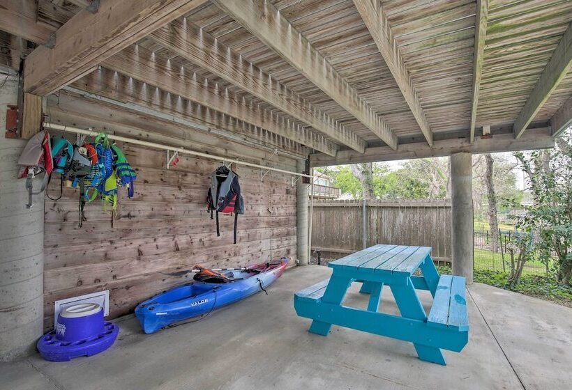 Seguin Home On Lake Placid W/ Boat Dock!