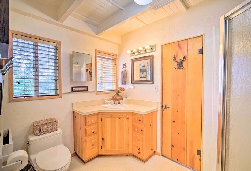 Lakeview Lodge Fit For Groups < 1 Mile To Lake!