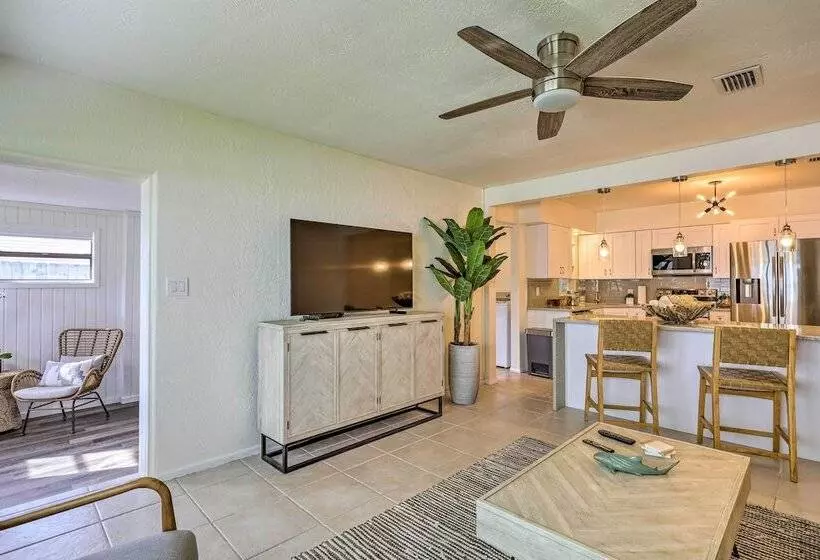 Walkable Florida Duplex: 2 Blocks To Cocoa Beach!