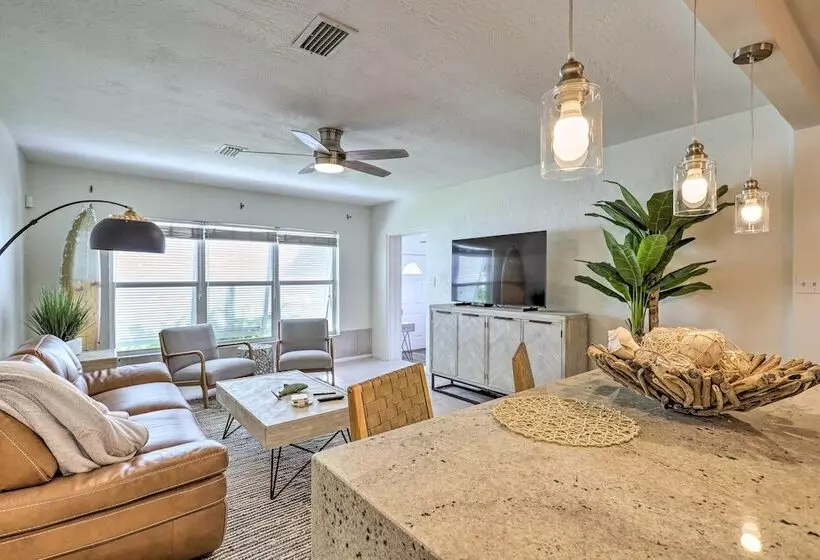 Walkable Florida Duplex: 2 Blocks To Cocoa Beach!