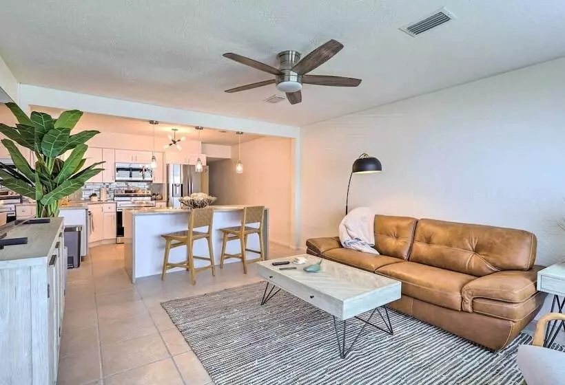 Walkable Florida Duplex: 2 Blocks To Cocoa Beach!