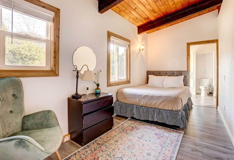 Ocean Vista Gold Beach Getaway!