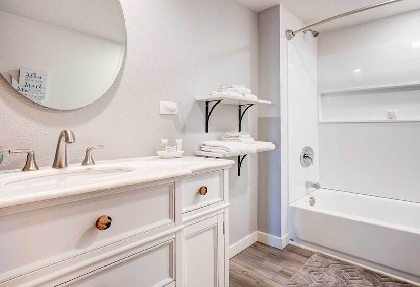 Ocean Vista Gold Beach Getaway!