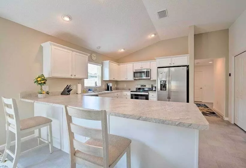 Open Concept Wildwood Home W/ Lanai & Yard!