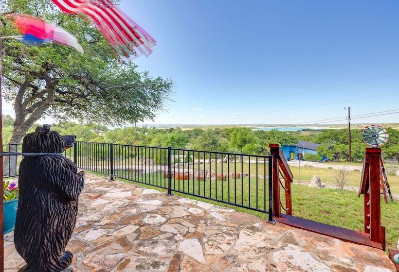 Pet Friendly Canyon Lake Cabin, 1 Mi To Water!