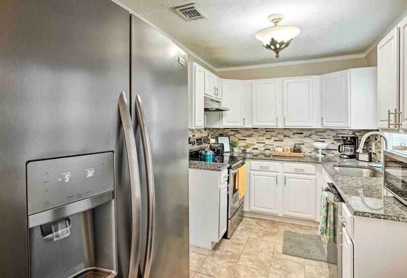 Pet Friendly Cottage Near Downtown Lakeland