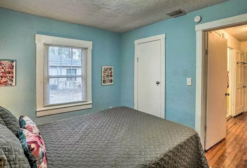 Pet Friendly Cottage Near Downtown Lakeland