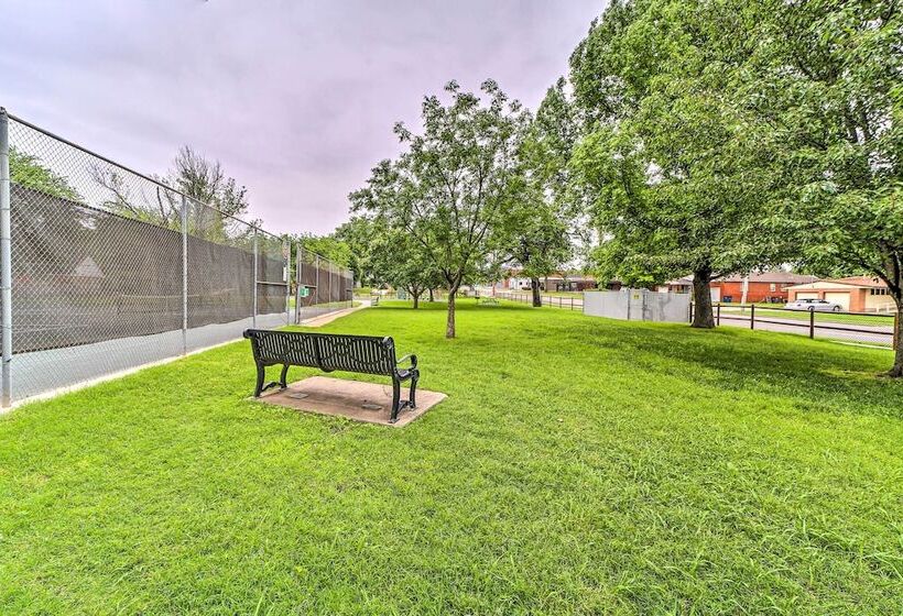Lovely Tulsa Home: Steps To Park, 5 Mi To Downtown