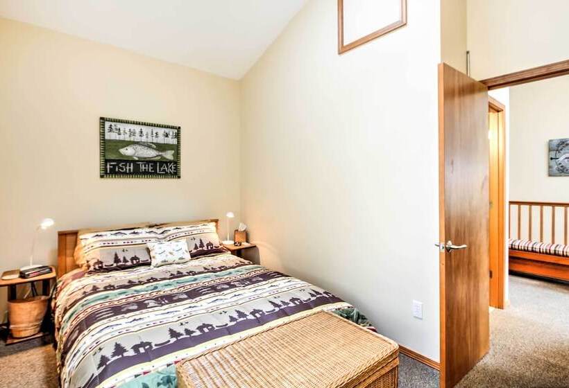 Lakefront Olympia Home W/ Private Dock + Views!