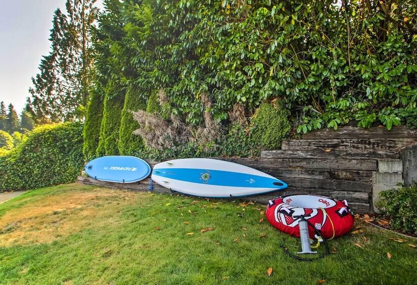 Lakefront Olympia Home W/ Private Dock + Views!