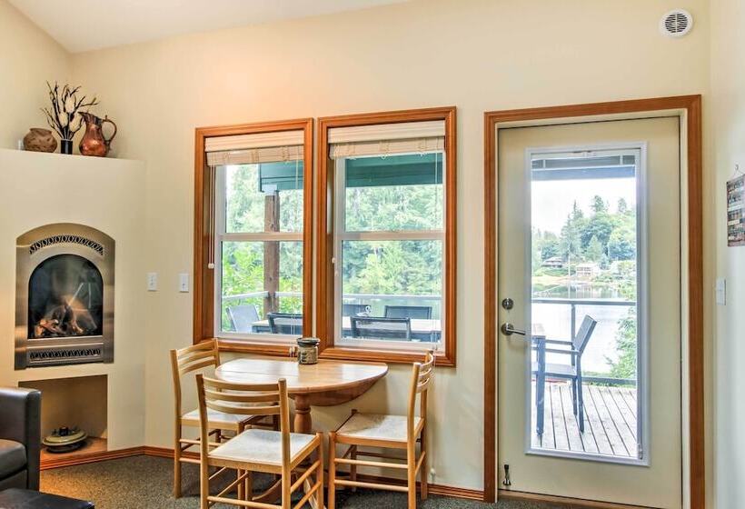 Lakefront Olympia Home W/ Private Dock + Views!