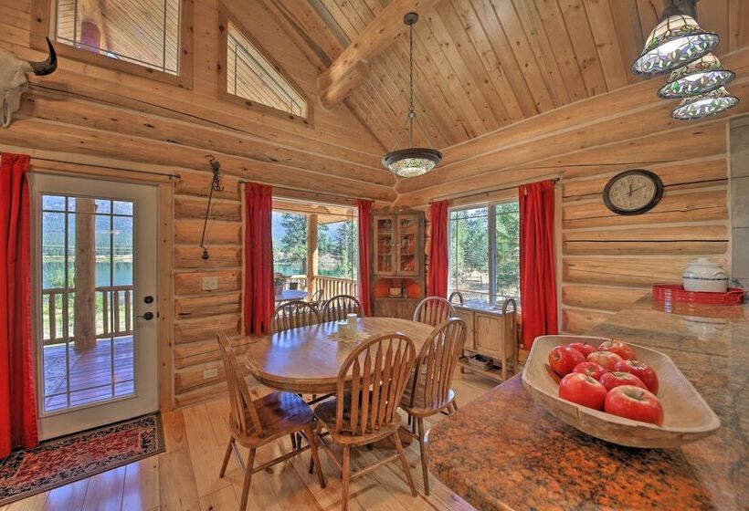 Scenic Riverfront Retreat W/ Hot Tub & Kayaks!