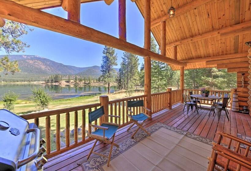 Scenic Riverfront Retreat W/ Hot Tub & Kayaks!