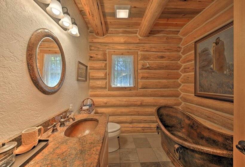 Scenic Riverfront Retreat W/ Hot Tub & Kayaks!