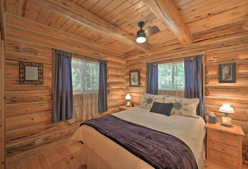 Scenic Riverfront Retreat W/ Hot Tub & Kayaks!