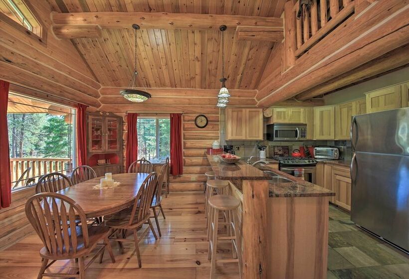 Scenic Riverfront Retreat W/ Hot Tub & Kayaks!