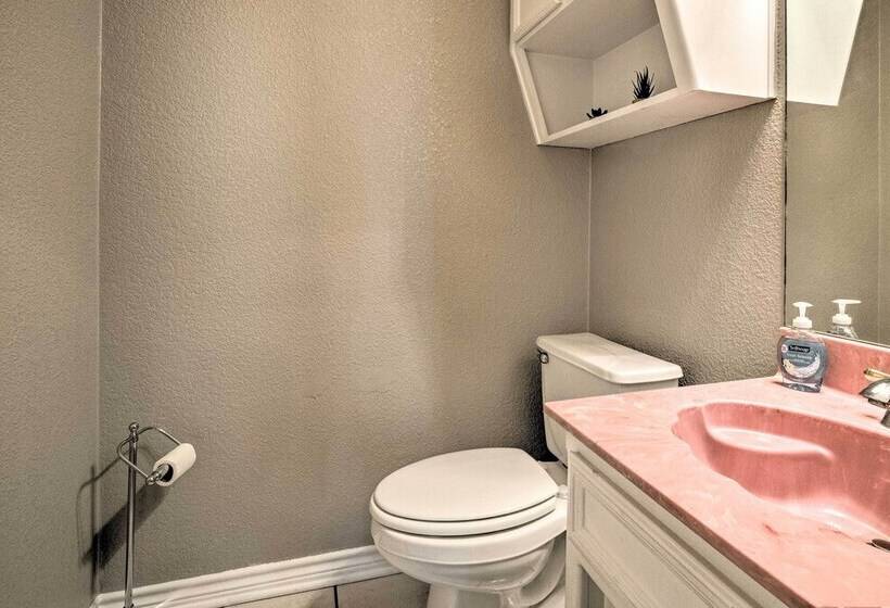 Spacious Killeen Home W/ Large Yard & Patio!