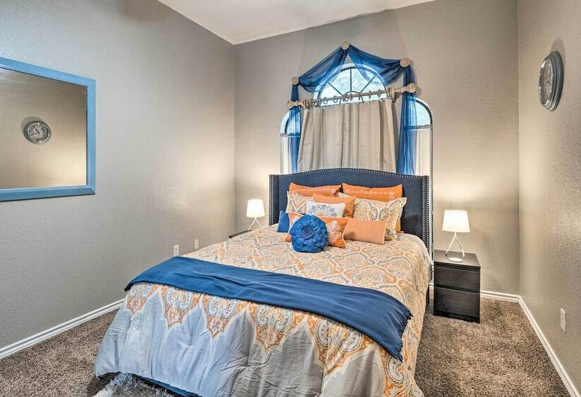 Spacious Killeen Home W/ Large Yard & Patio!