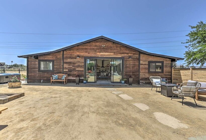 Stunning Wine Country Gem With Hot Tub + Patio!