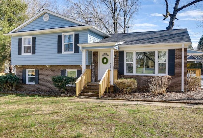 Sunny Family Home, 3 Mi To High Point Market!