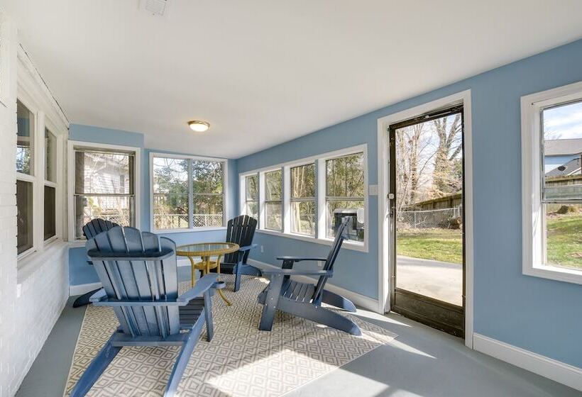 Sunny Family Home, 3 Mi To High Point Market!