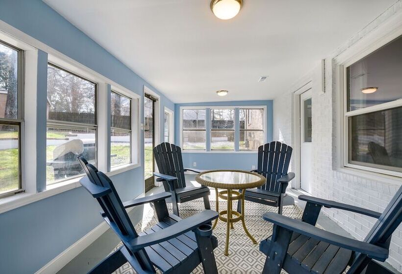 Sunny Family Home, 3 Mi To High Point Market!