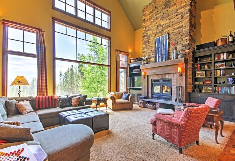 Tabernash Retreat W/ Hot Tub & Stunning Mtn Views!