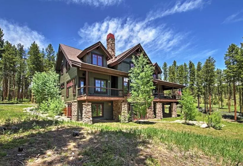 Tabernash Retreat W/ Hot Tub & Stunning Mtn Views!