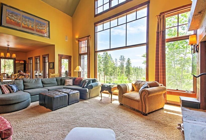 Tabernash Retreat W/ Hot Tub & Stunning Mtn Views!