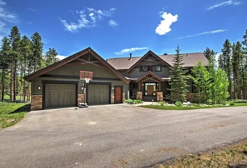 Tabernash Retreat W/ Hot Tub & Stunning Mtn Views!