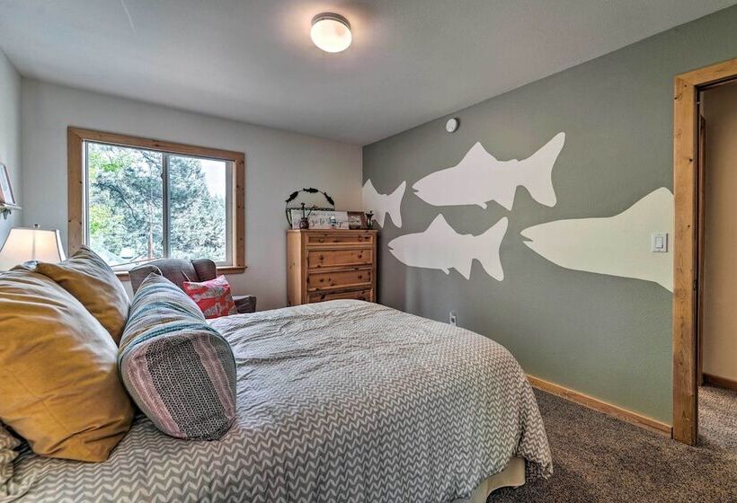 Tahoe Donner Retreat W/ Hot Tub & Fireplace!