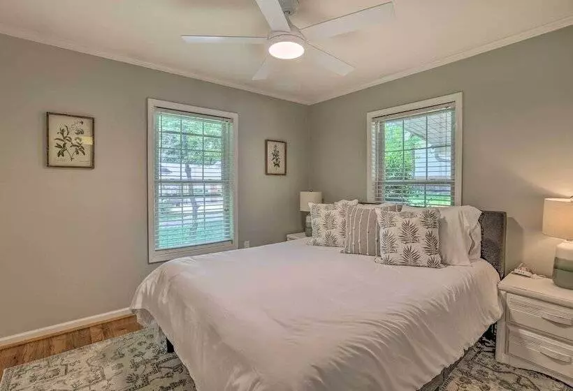 The Lake Escape: Boat Dock, Fire Pit, Kayak!