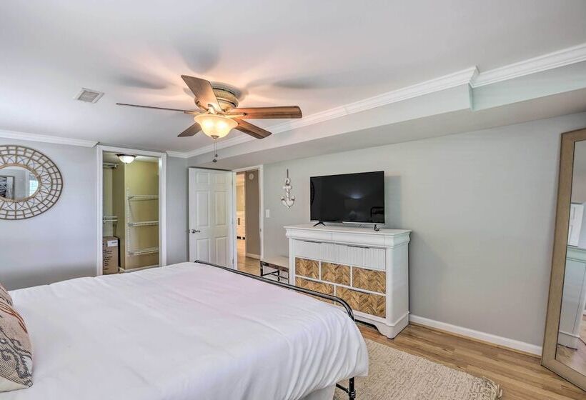 The Lake Escape: Boat Dock, Fire Pit, Kayak!