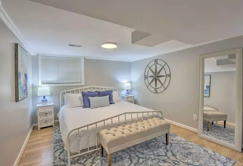 The Lake Escape: Boat Dock, Fire Pit, Kayak!