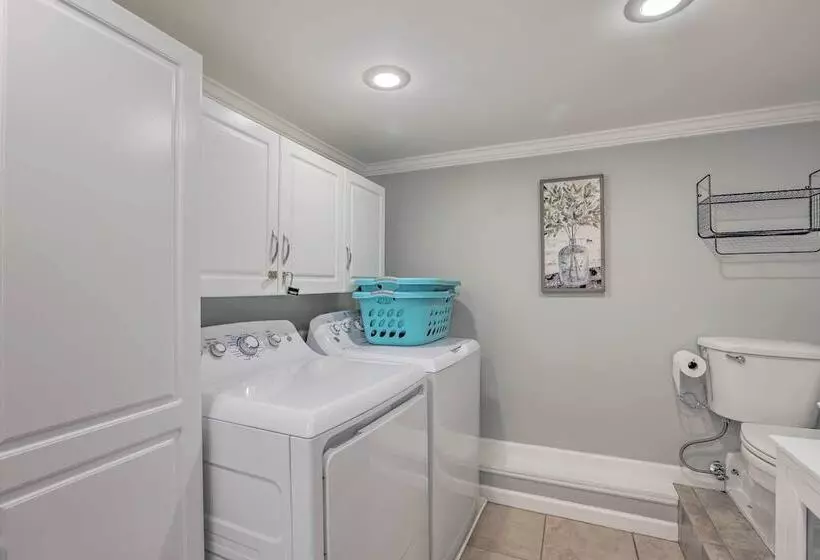 The Lake Escape: Boat Dock, Fire Pit, Kayak!