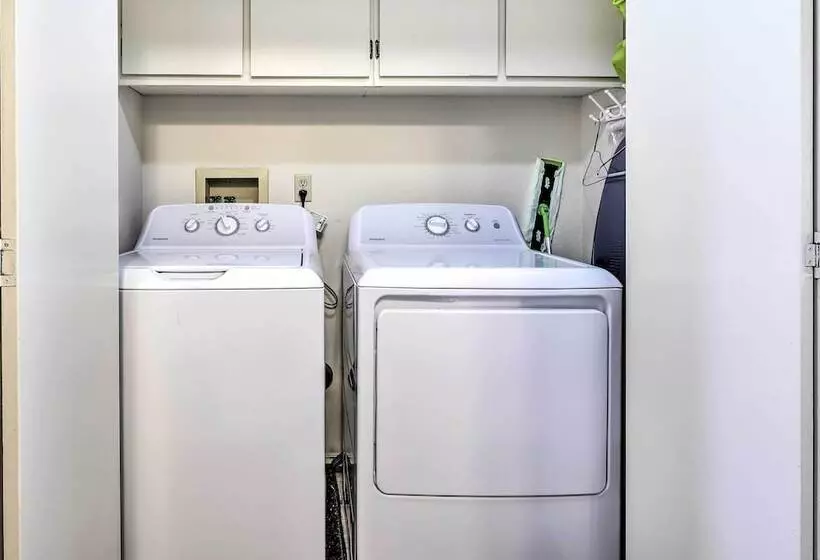Tranquil Guerneville Home W/ Redwood Views