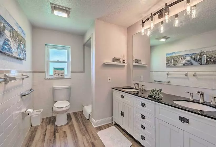 Waterfront Home On Canal W/ Private Dock & Kayaks