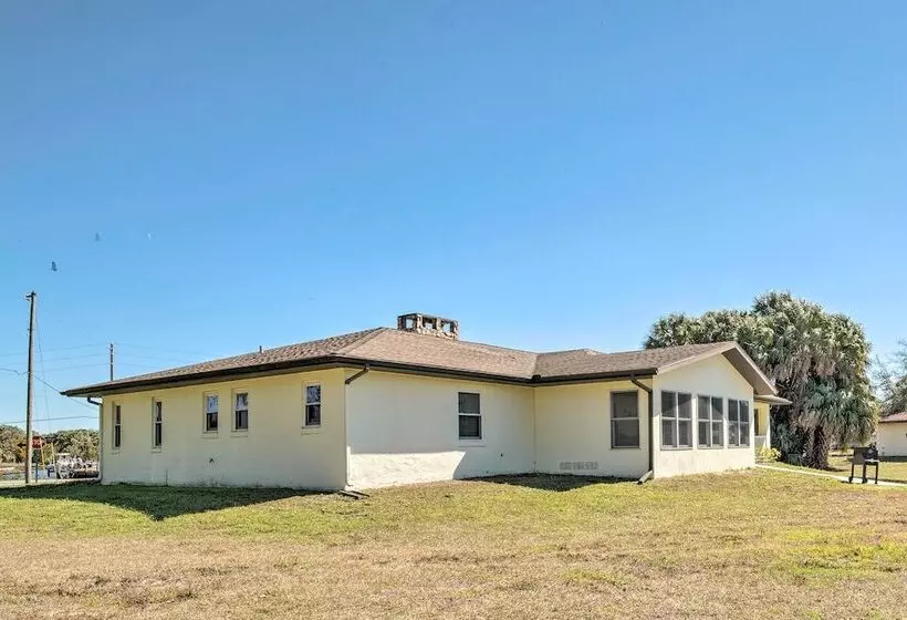 Waterfront Home On Canal W/ Private Dock & Kayaks