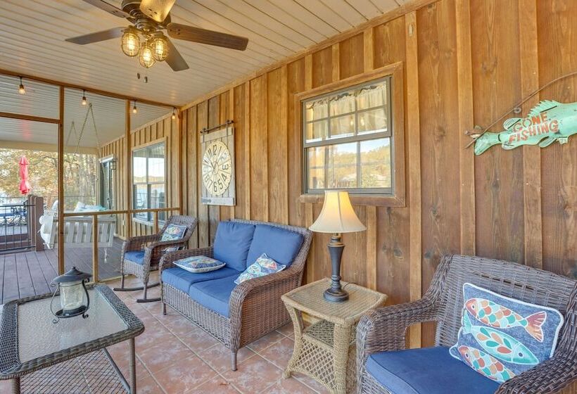 Waterfront Lay Lake Retreat W/dock & 3 Piers!