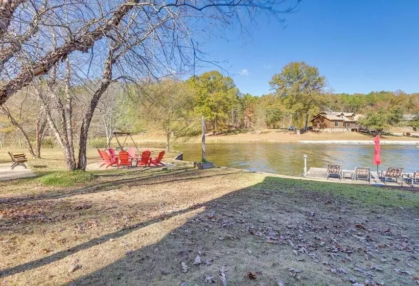 Waterfront Lay Lake Retreat W/dock & 3 Piers!