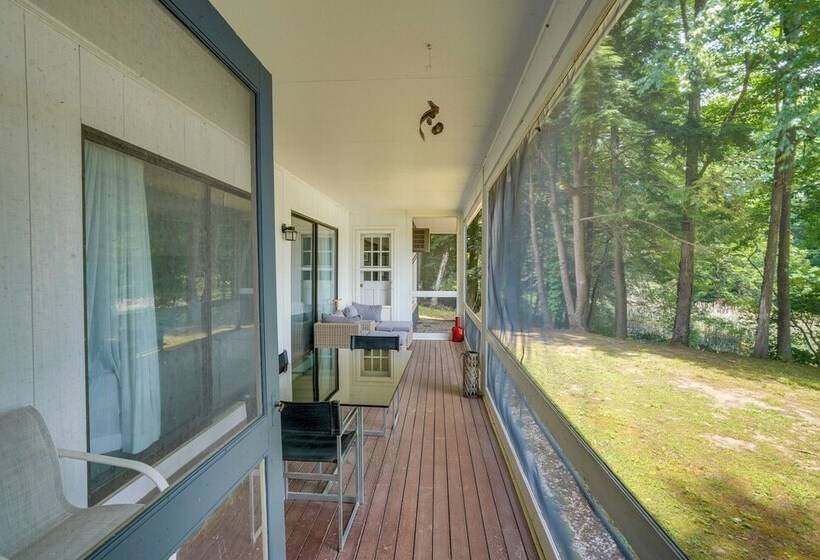 Skiing & Hiking: Water View Home In The Berkshires