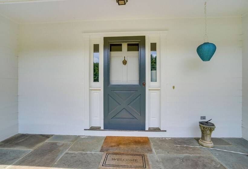 Skiing & Hiking: Water View Home In The Berkshires